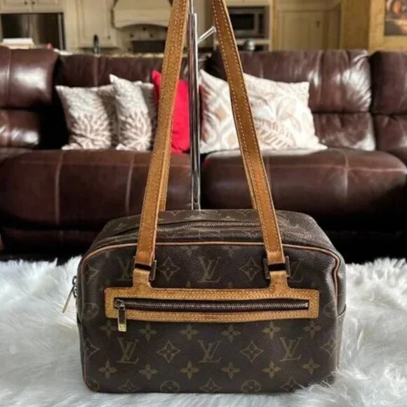 Louis Vuitton Monogram Cite MM Shoulder Bag With COA and Dusty - Picture 2 of 15